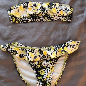 Hula Honey Bikini set!!